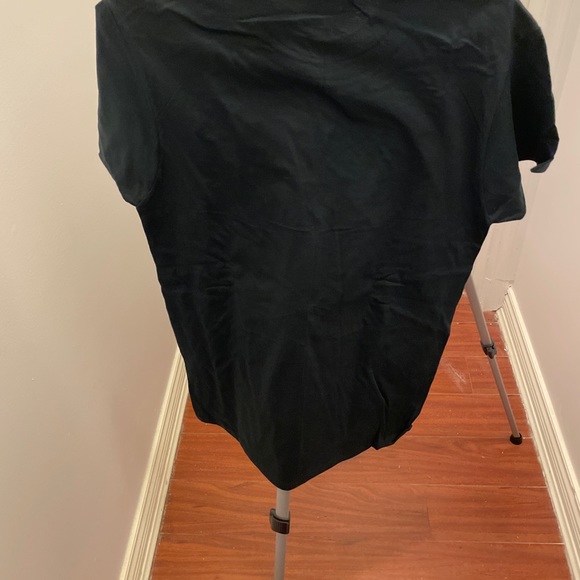 Black t-shirts Medium size great for summer - Picture 2 of 7